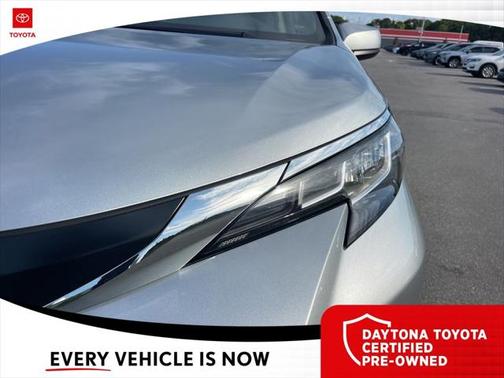 2023 Toyota Sienna XLE 8 Passenger