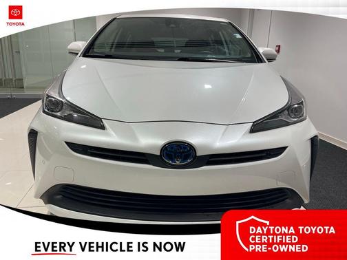 2022 Toyota Prius LE
