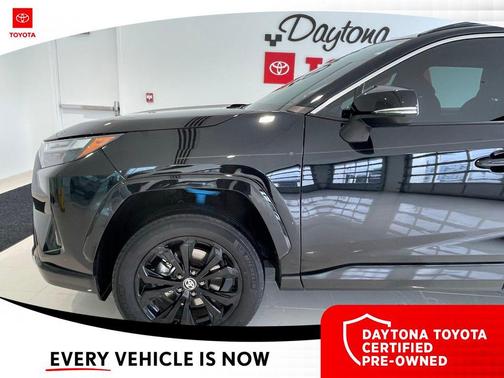 2023 Toyota RAV4 Hybrid SE