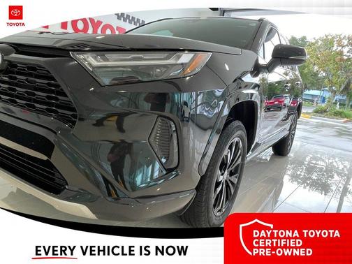 2023 Toyota RAV4 Hybrid SE