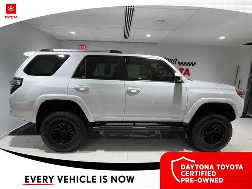 Super White 2020 Toyota 4Runner SR5