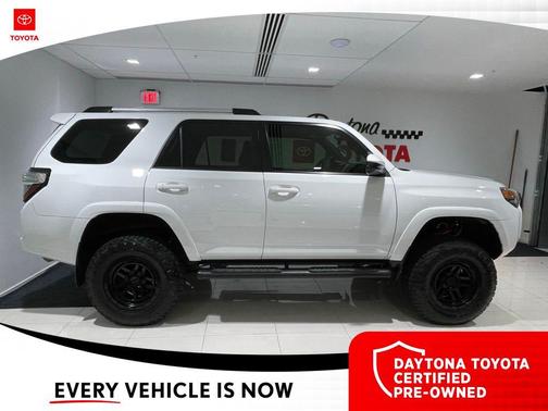 Super White 2020 Toyota 4Runner SR5