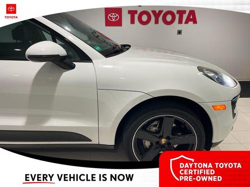 2018 Porsche Macan Macan