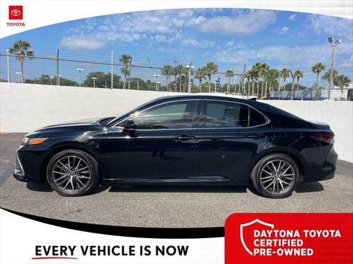 2024 Toyota Camry Hybrid XLE