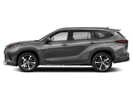 Magnetic Gray Metallic 2021 Toyota Highlander XSE