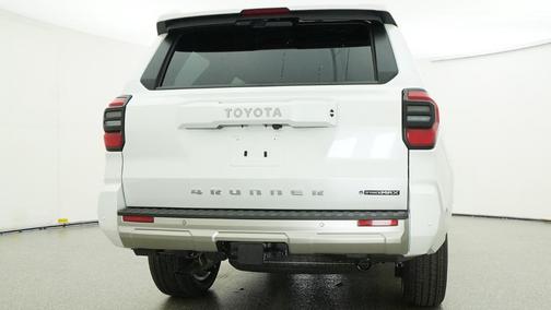Wind Chill Pearl 2026 Toyota 4Runner Limited