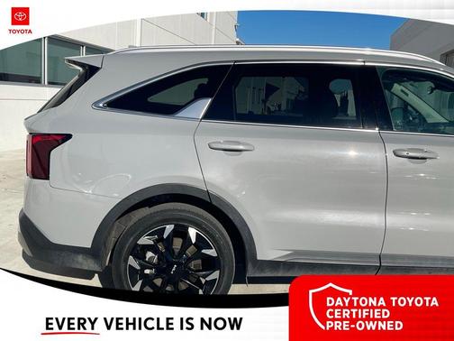 2024 Kia Sorento EX
