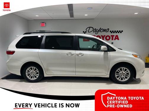 2015 Toyota Sienna XLE