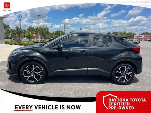 2022 Toyota C-HR XLE