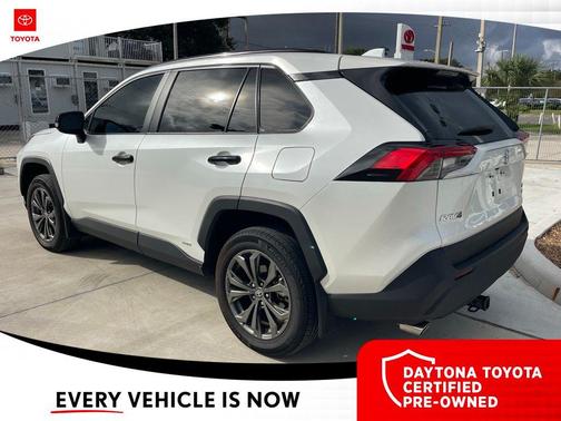 2025 Toyota RAV4 Hybrid XLE Premium