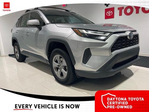 Silver Sky Metallic 2022 Toyota RAV4 Hybrid XLE