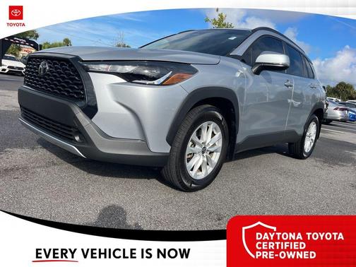 2024 Toyota Corolla Cross LE
