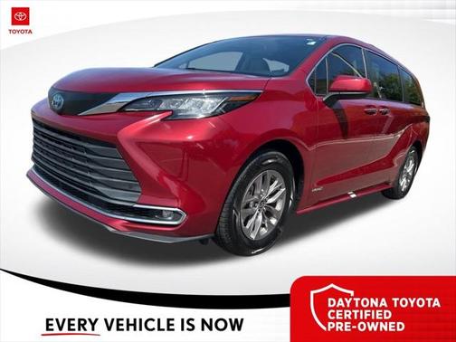 2021 Toyota Sienna XLE 8 Passenger