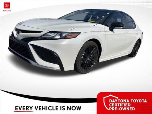 2024 Toyota Camry Hybrid SE