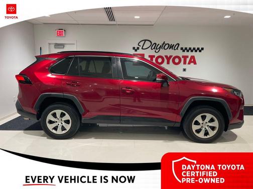 2021 Toyota RAV4 LE