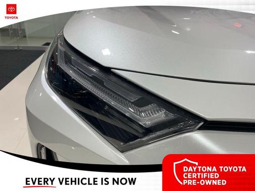 2023 Toyota RAV4 Hybrid SE