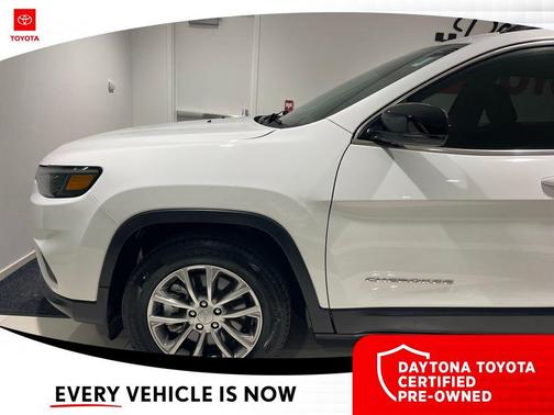 2022 Jeep Cherokee Latitude Lux