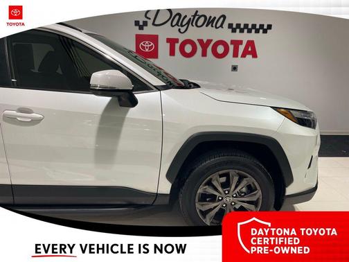 2025 Toyota RAV4 Hybrid XLE Premium