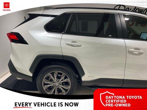 2025 Toyota RAV4 Hybrid XLE Premium