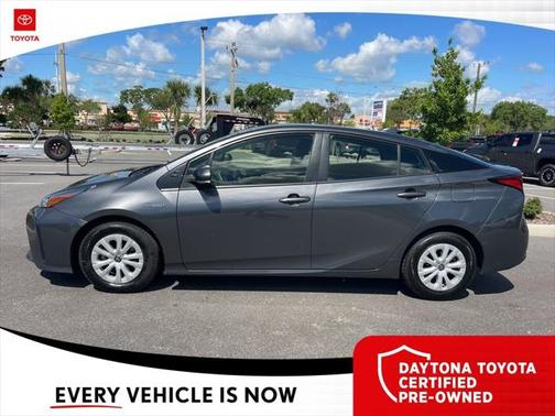 2021 Toyota Prius LE