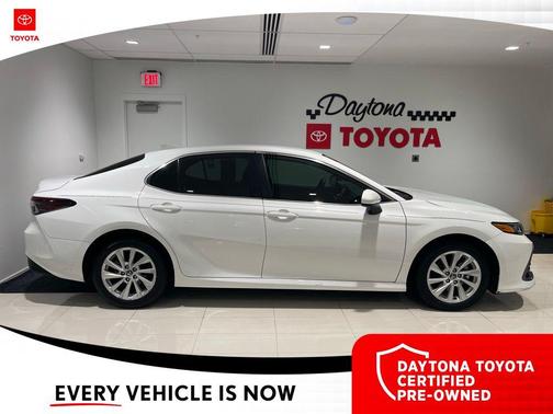 Ice Cap 2024 Toyota Camry LE