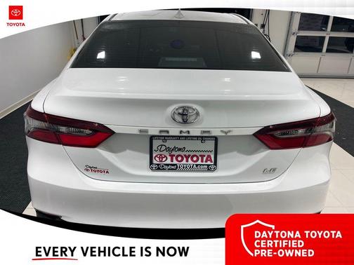 Ice Cap 2024 Toyota Camry LE