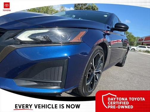 2023 Nissan Altima SR FWD