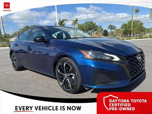 2023 Nissan Altima SR FWD