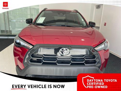 2026 Toyota Corolla Cross LE