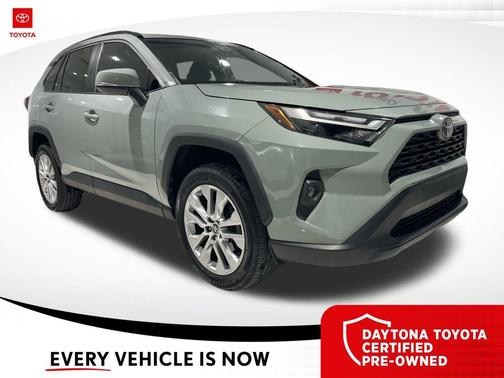 2022 Toyota RAV4 XLE Premium