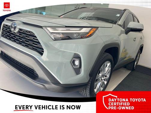 2022 Toyota RAV4 XLE Premium