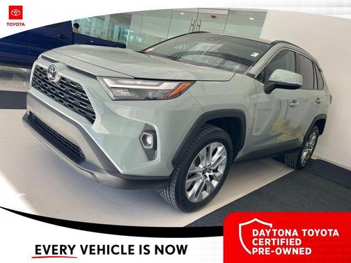 2022 Toyota RAV4 XLE Premium