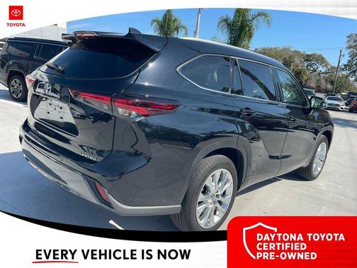 2025 Toyota Highlander Limited