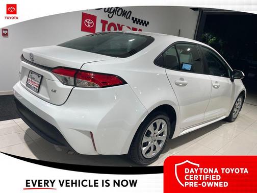 Ice Cap 2024 Toyota Corolla LE