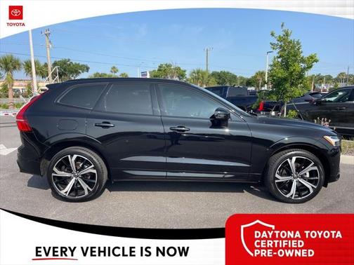 2025 Volvo XC60 B5 Ultra