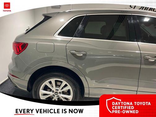 Chronos Gray Metallic 2022 Audi Q3 45 S line Premium Plus