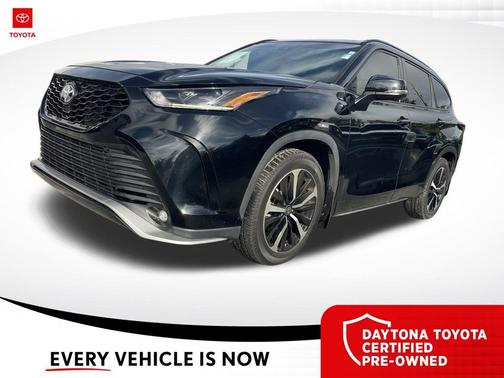 2022 Toyota Highlander XSE