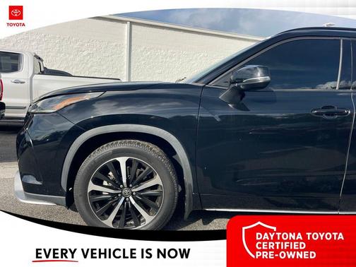 2022 Toyota Highlander XSE