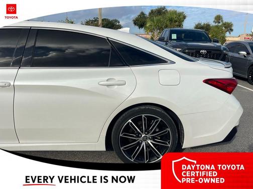 2022 Toyota Avalon Touring