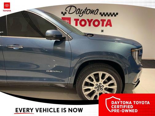 2024 GMC Acadia Denali