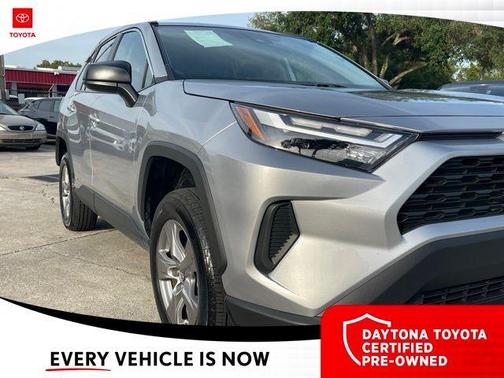 2024 Toyota RAV4 Hybrid SE