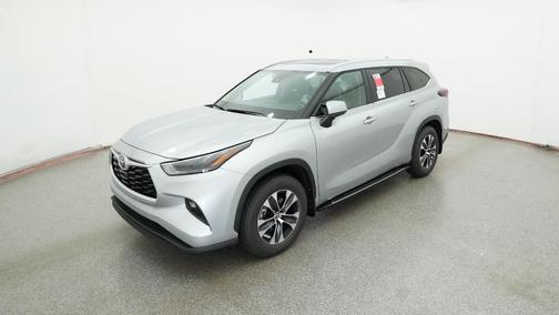 2025 Toyota Highlander XLE