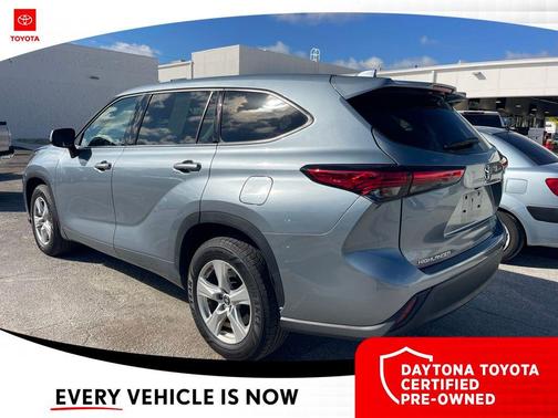 2021 Toyota Highlander LE