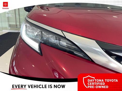 2023 Toyota Sienna XSE 7 Passenger