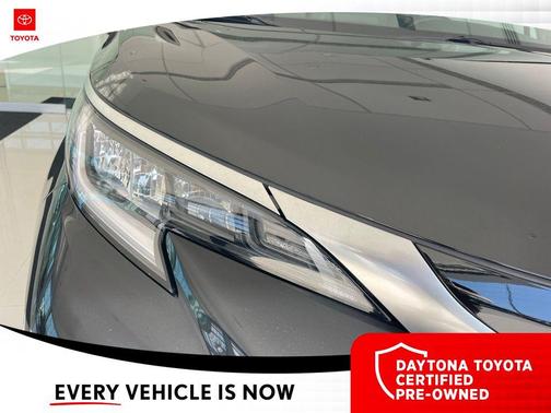 2023 Toyota Sienna XSE 7 Passenger