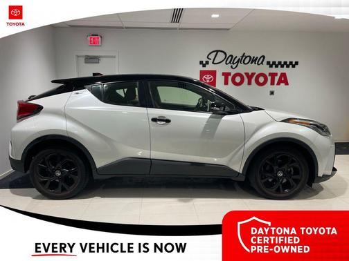 2022 Toyota C-HR XLE