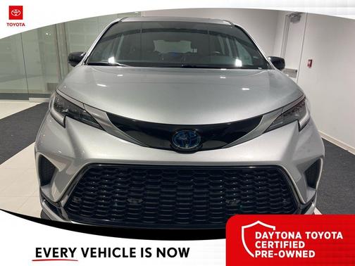 2023 Toyota Sienna XSE 7 Passenger