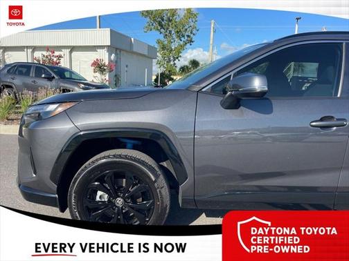 2024 Toyota RAV4 Hybrid SE