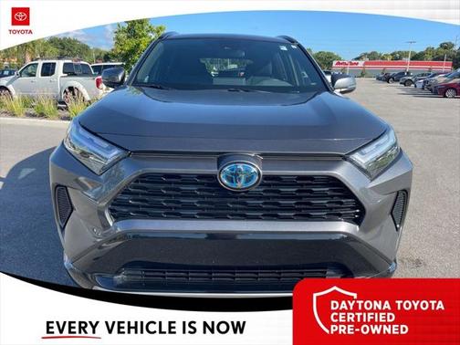 2024 Toyota RAV4 Hybrid SE