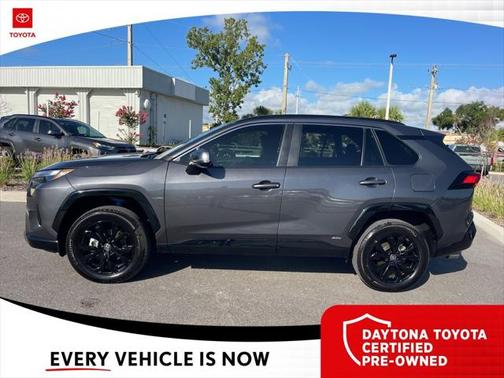 2024 Toyota RAV4 Hybrid SE